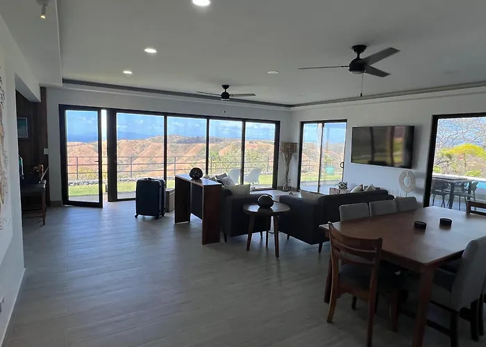 Villa Brisa Azul - Incredible Ocean Views *